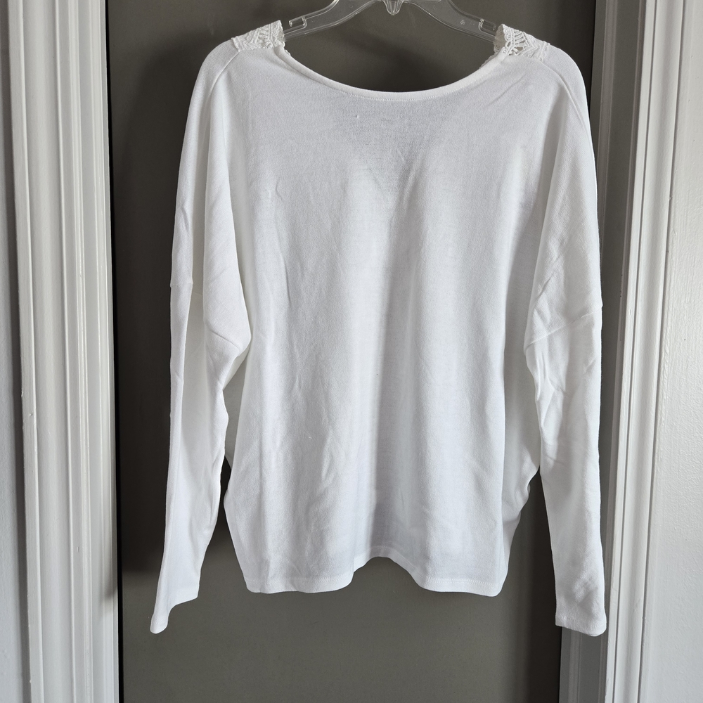 Francesca's Collections White Lace Accent Long Sleeve Top